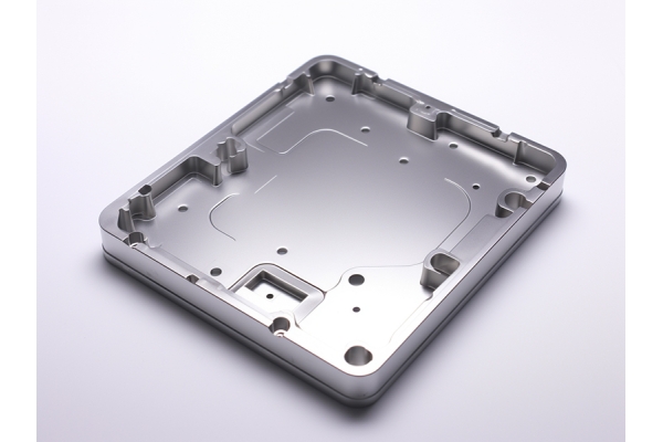 鋁合金外殼的功能實現(xiàn)與CNC加工